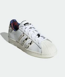 Women's Adidas Originals Superstar Shoes White Butterfly WHITE 15 Women's Adidas Originals Superstar Shoes White Butterfly WHITE -Women Shop Women sadidasOriginalsSuperstarShoesWhiteButterflyGY6852 6